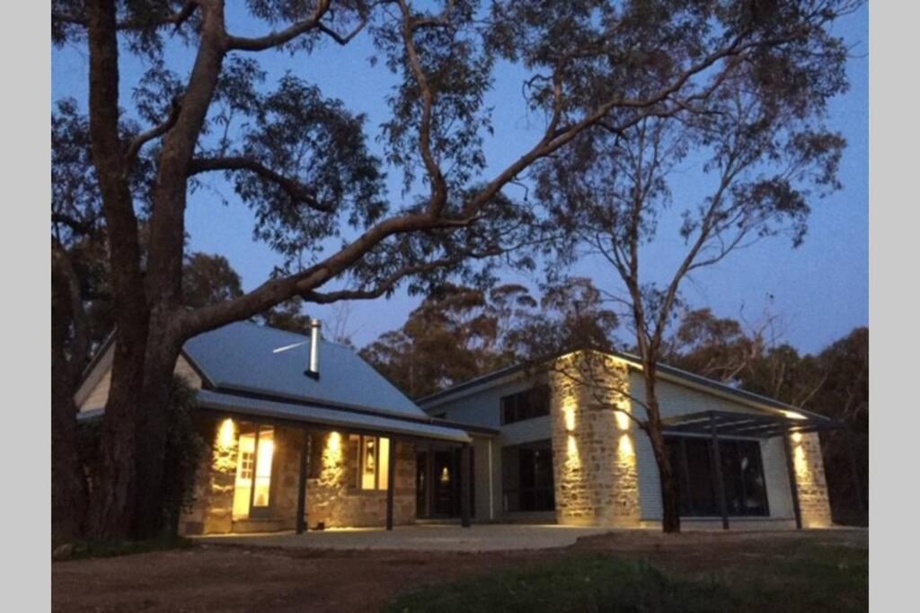 Benny'S Retreat Luxury Bushland Escape Villa Clare Eksteriør billede